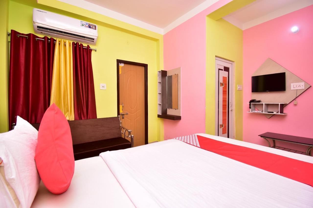 Oyo 16609 Trinayani Guest House Тарапіт Екстер'єр фото