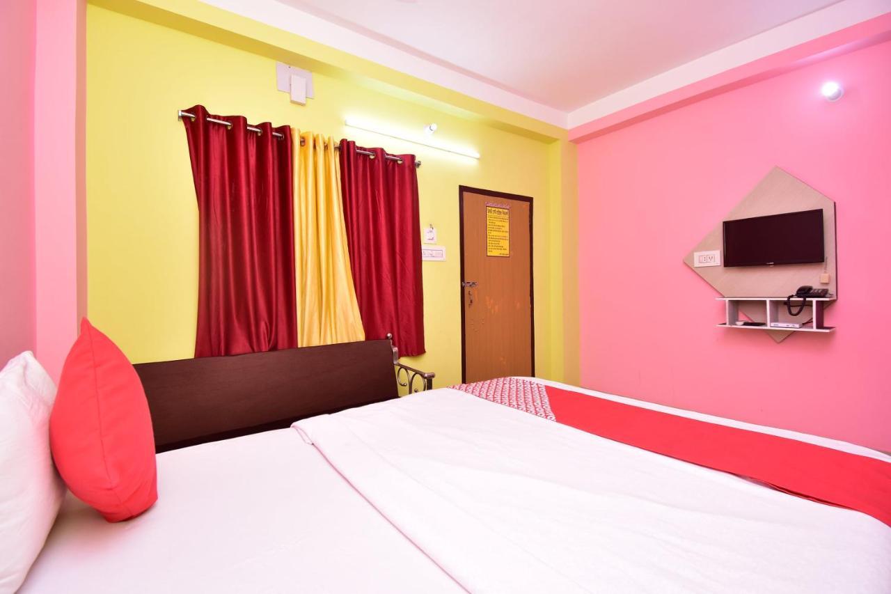 Oyo 16609 Trinayani Guest House Тарапіт Екстер'єр фото